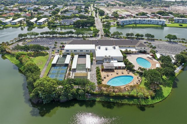 70 Bedford C, West Palm Beach, FL 33417