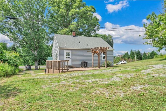 2509 Callaway RD, Rocky Mount, VA 24151