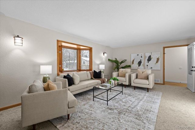 1747 Center Drive, Bedford Township, MI 48182