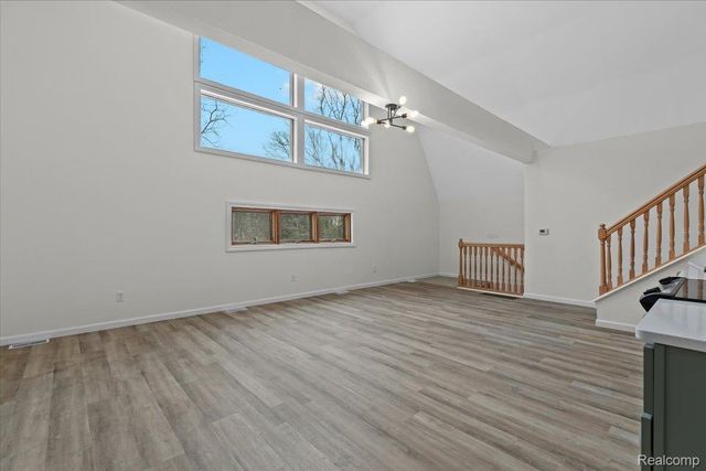 1747 Center Drive, Bedford Township, MI 48182