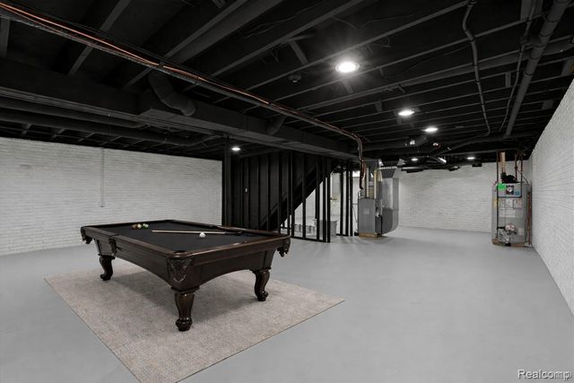 1747 Center Drive, Bedford Township, MI 48182