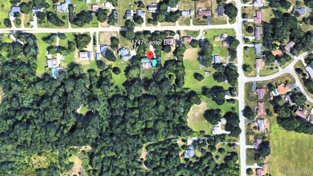1747 Center Drive, Bedford Township, MI 48182