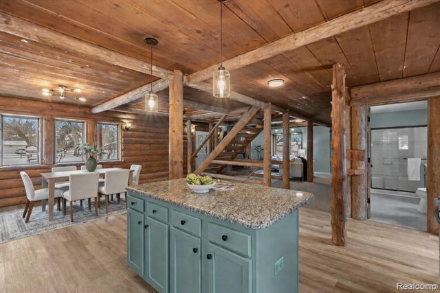 1747 Center Drive, Bedford Township, MI 48182