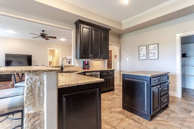 313 Wolf Creek Road, Lorena, TX 76655