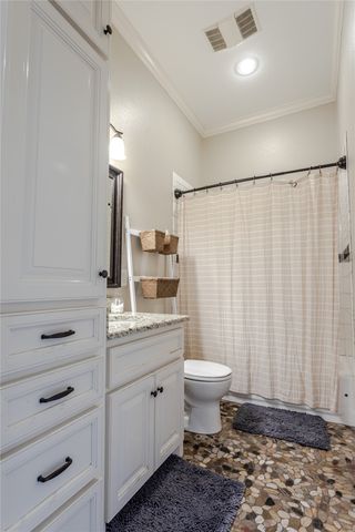 313 Wolf Creek Road, Lorena, TX 76655