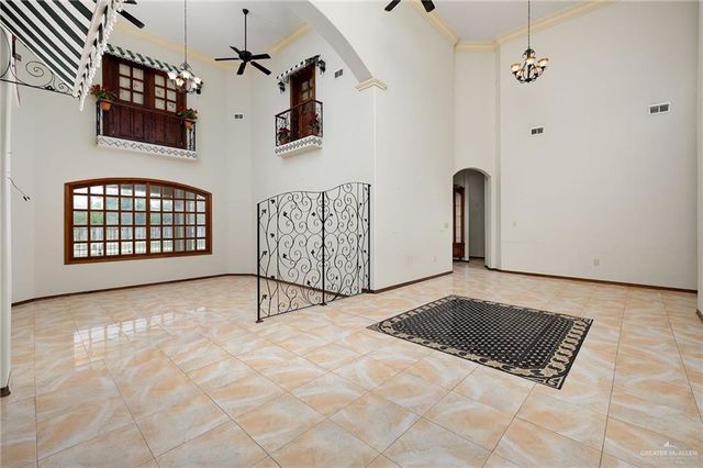 5000 Buddy Owens Avenue, Mcallen, TX 78504