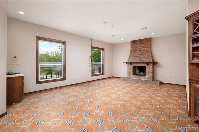 5000 Buddy Owens Avenue, Mcallen, TX 78504