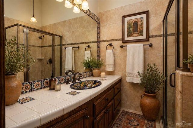 5000 Buddy Owens Avenue, Mcallen, TX 78504