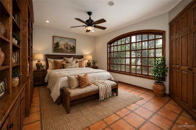 5000 Buddy Owens Avenue, Mcallen, TX 78504