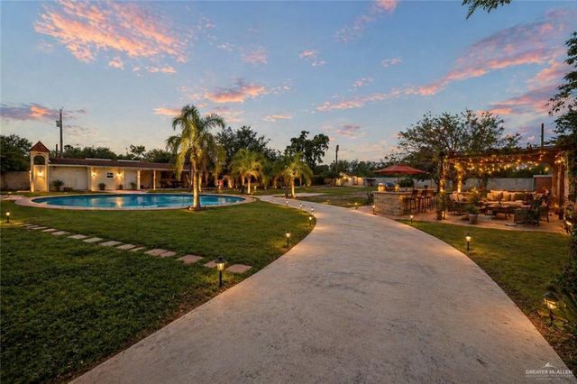 5000 Buddy Owens Avenue, Mcallen, TX 78504