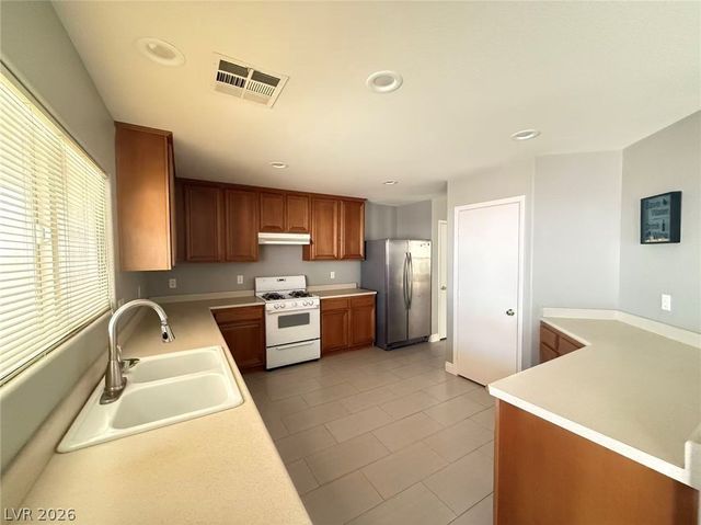 7548 Hope Valley Street, Las Vegas, NV 89139