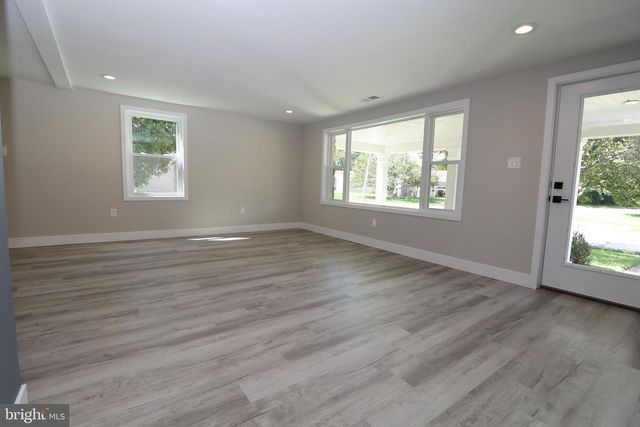 610 BURTON RD, Oreland, PA 19075