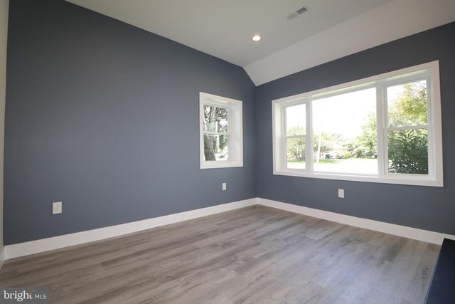 610 BURTON RD, Oreland, PA 19075