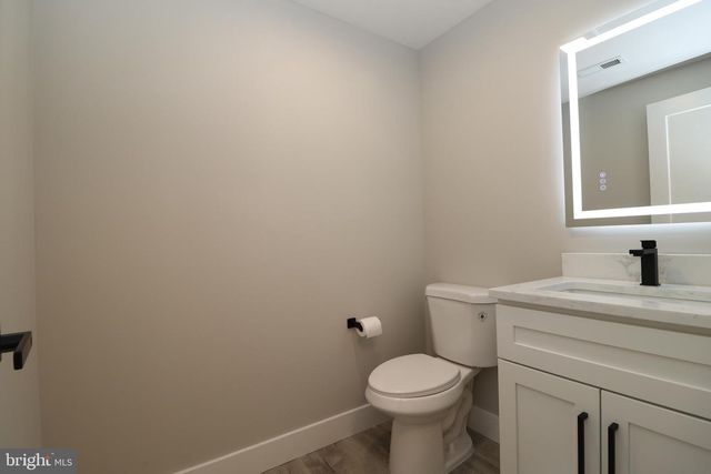 610 BURTON RD, Oreland, PA 19075