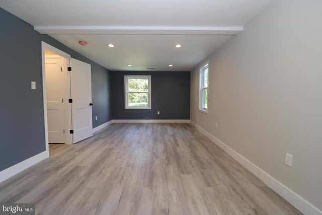 610 BURTON RD, Oreland, PA 19075