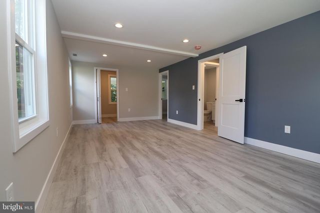 610 BURTON RD, Oreland, PA 19075