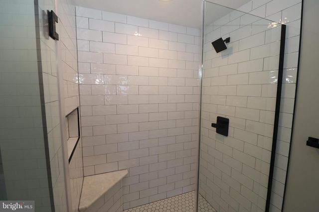 610 BURTON RD, Oreland, PA 19075