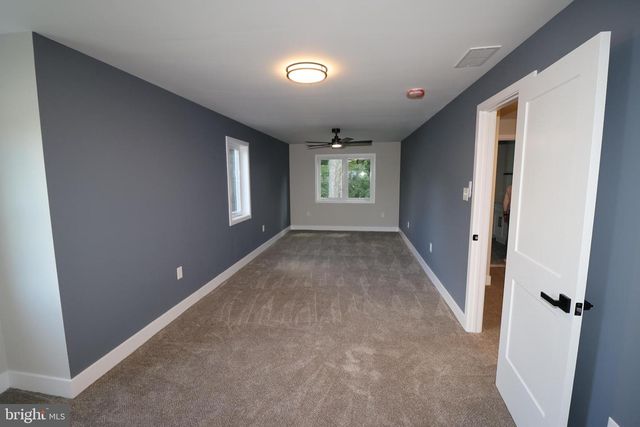 610 BURTON RD, Oreland, PA 19075