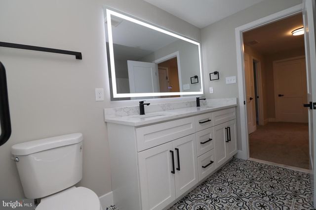 610 BURTON RD, Oreland, PA 19075