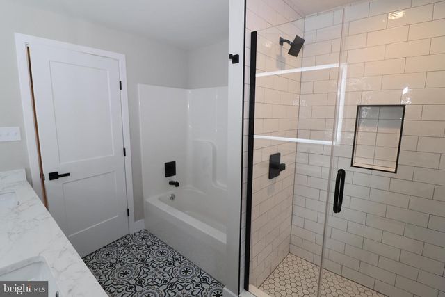 610 BURTON RD, Oreland, PA 19075