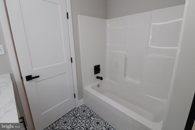 610 BURTON RD, Oreland, PA 19075