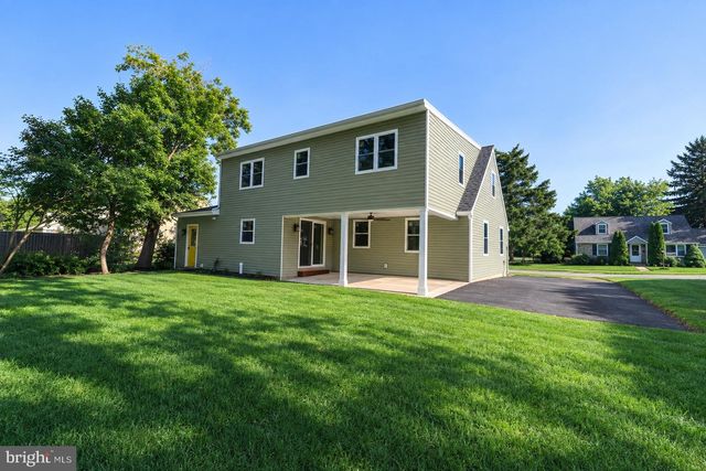 610 BURTON RD, Oreland, PA 19075