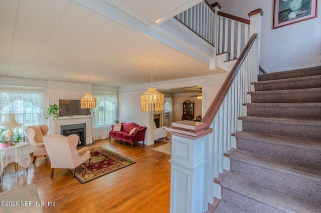 2050 N PEARL Street, Jacksonville, FL 32206