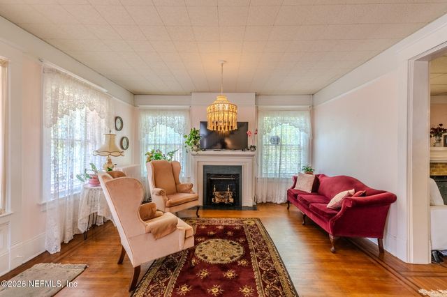 2050 N PEARL Street, Jacksonville, FL 32206