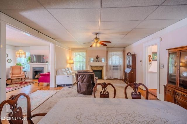 2050 N PEARL Street, Jacksonville, FL 32206