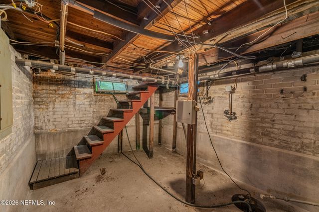 2050 N PEARL Street, Jacksonville, FL 32206