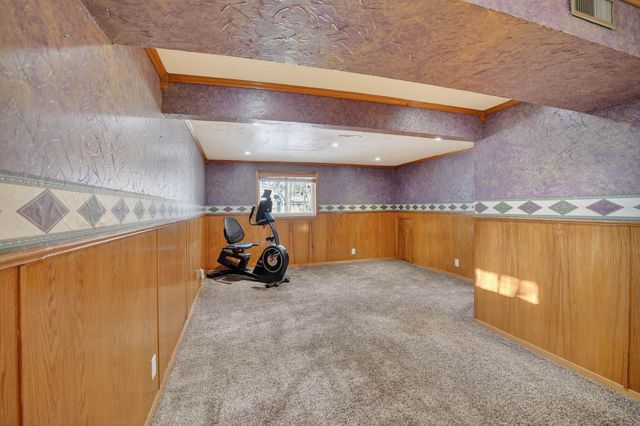 1522 W 5th Street, Cedar Falls, IA 50613