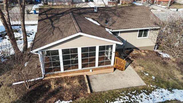 1522 W 5th Street, Cedar Falls, IA 50613