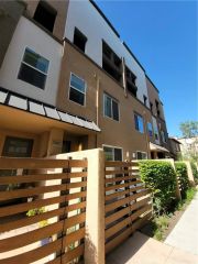 1568 W Artesia Square E, Gardena, CA 90248