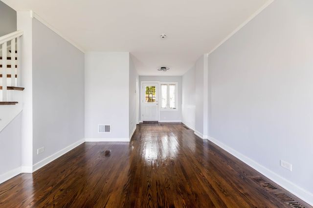 6361 S LONG Avenue, Chicago, IL 60638