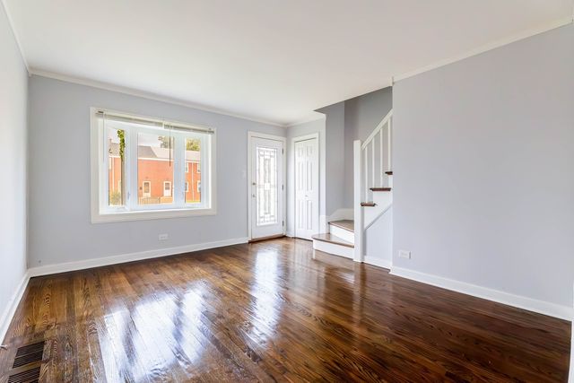 6361 S LONG Avenue, Chicago, IL 60638
