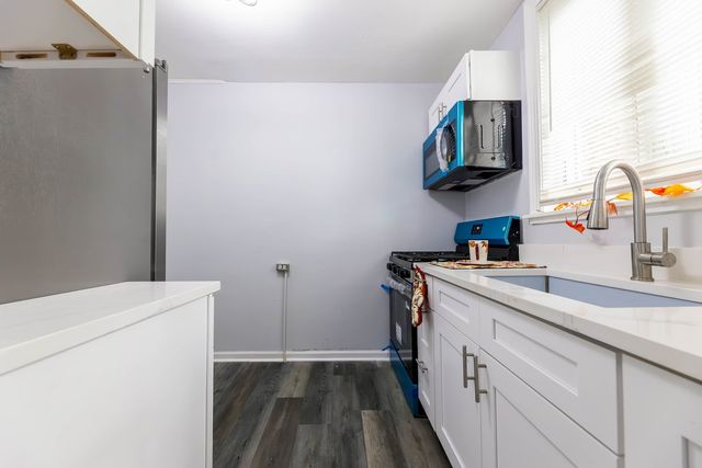 6361 S LONG Avenue, Chicago, IL 60638