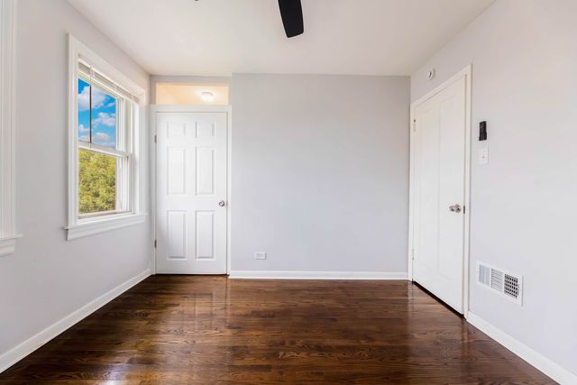 6361 S LONG Avenue, Chicago, IL 60638