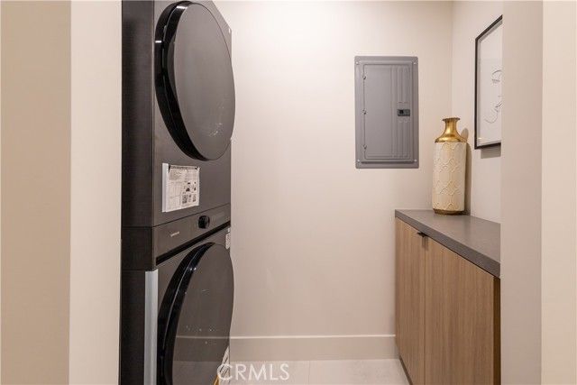 7913 Lasaine, Northridge (los Angeles), CA 91325