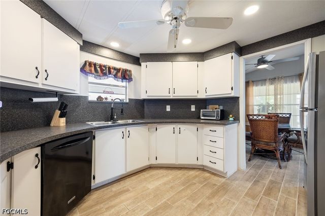 14704 Patrick Henry RD, North Fort Myers, FL 33917