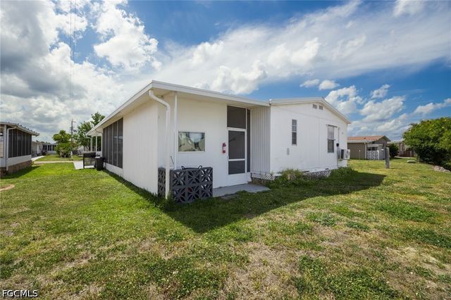 14704 Patrick Henry RD, North Fort Myers, FL 33917