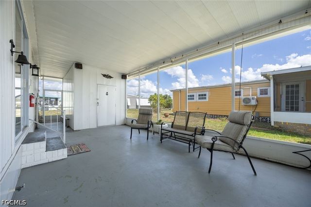 14704 Patrick Henry RD, North Fort Myers, FL 33917