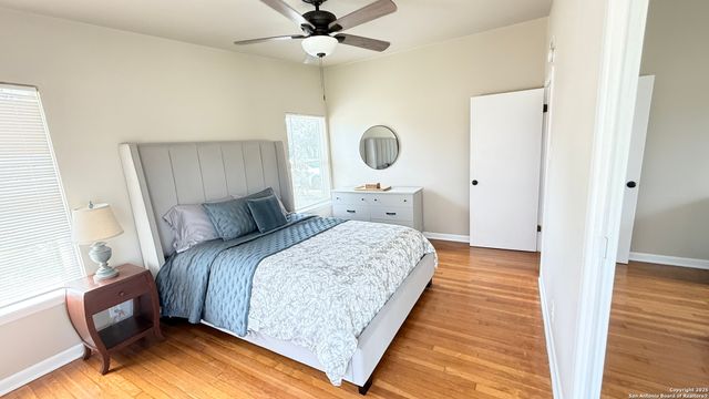 4227 Eisenhauer, San Antonio, TX 78218