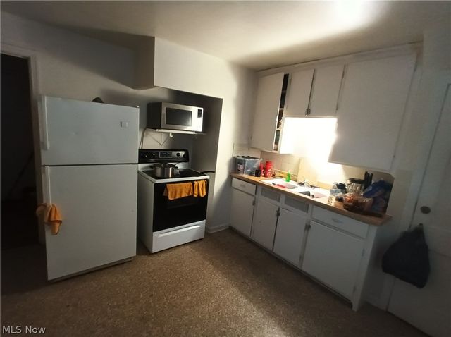 3878 W 134th Street, Cleveland, OH 44111