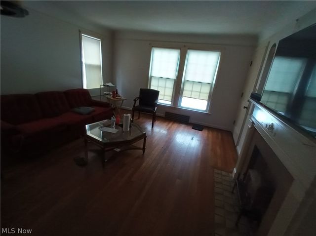 3878 W 134th Street, Cleveland, OH 44111