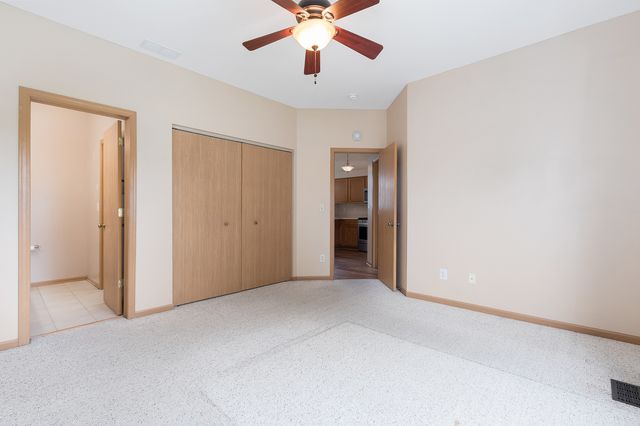 750 Bayles Drive, Romeoville, IL 60446