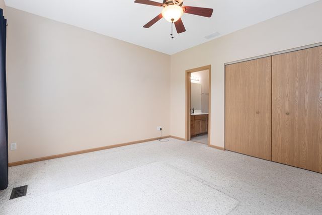 750 Bayles Drive, Romeoville, IL 60446