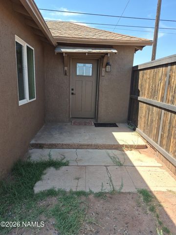 523 W Aspinwall Street, Winslow, AZ 86047
