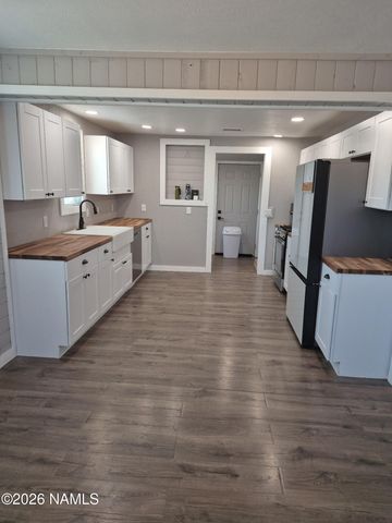 523 W Aspinwall Street, Winslow, AZ 86047