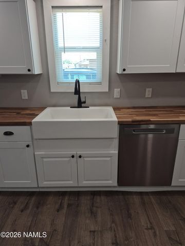 523 W Aspinwall Street, Winslow, AZ 86047