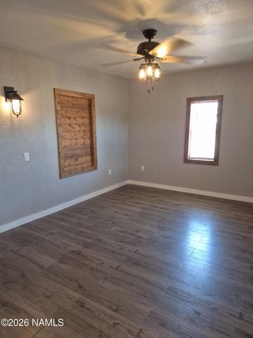523 W Aspinwall Street, Winslow, AZ 86047